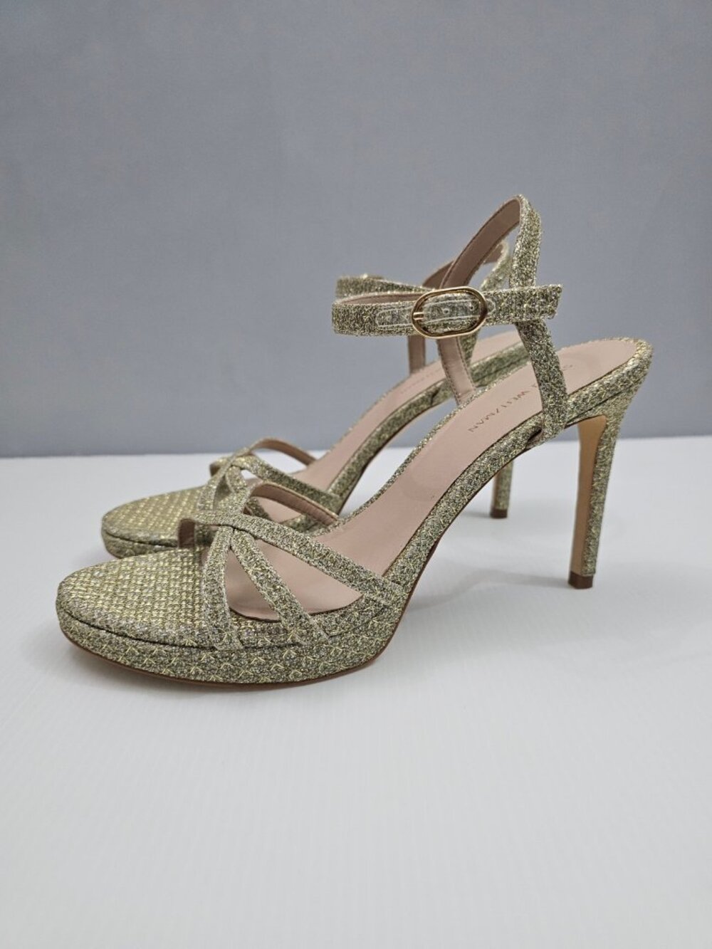 Stuart Weitzman Starla 80 Sandals Womens 9 Metallic Gold Strappy Stiletto Heel
